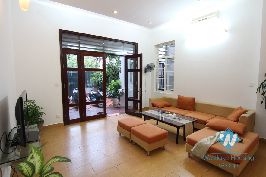 Garden and very bright house for rent in Hai Ba Trung district